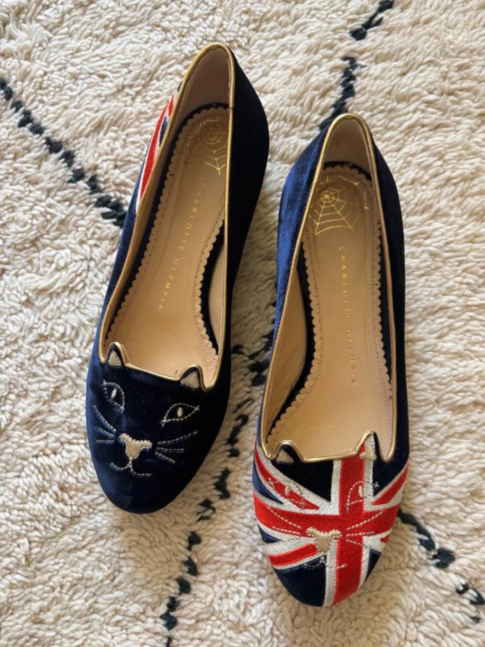 Charlotte Olympia British kitty flats -- limited edition -- size 37.5